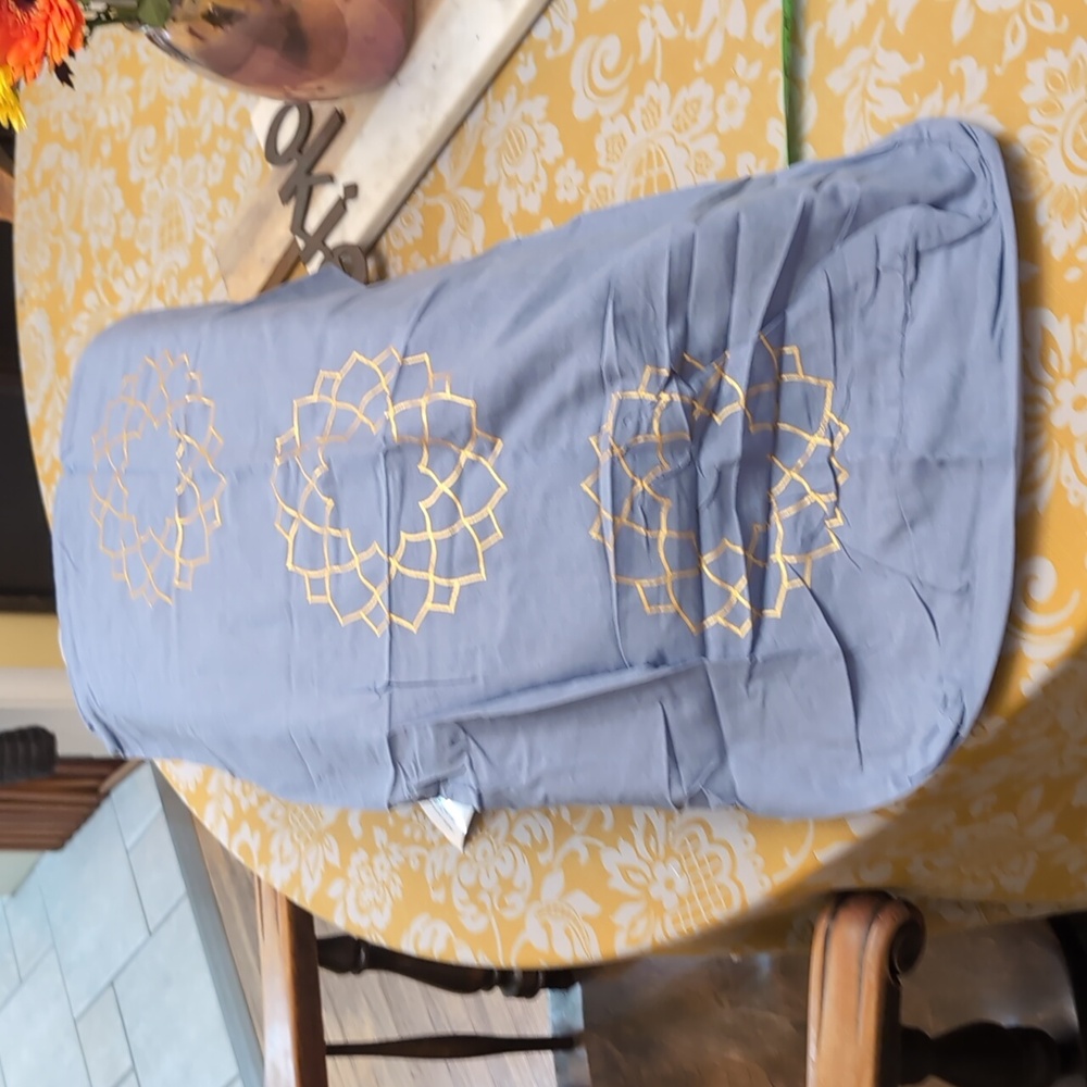 Yoga Bolster - Picture 3 of 8